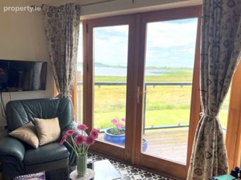 32 Waters Edge, Ballyleague, Lanesborough, Co. Roscommon - Image 4