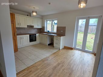 4 Carraig Breac, Drumshanbo, Drumshanbo, Co. Leitrim - Image 4