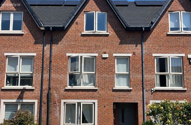 8 Parkside Way, Dublin 13, Clongriffin, Dublin 13 - Click to view photos