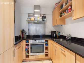 56 Packenham House, Spencer Dock, IFSC, Dublin 1 - Image 4