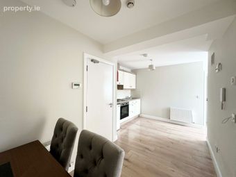 Apartment 5, 71 Cabra Road, Phibsborough, Dublin 7 - Image 2