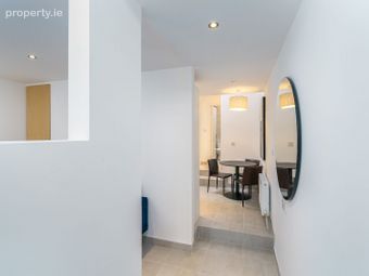 6 Meath Square, Dublin 8, The Coombe, Dublin 8 - Image 2