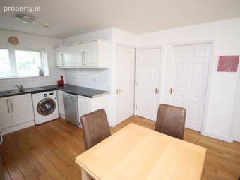 32 Granary Wharf, Glenbrook, Co. Cork - Image 5