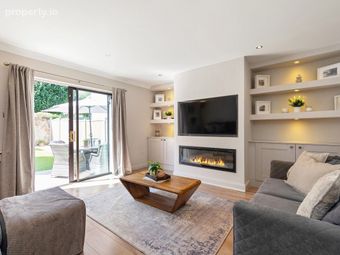 31 Obelisk Rise, Saint Augustine's Park, Blackrock, Co. Dublin - Image 2