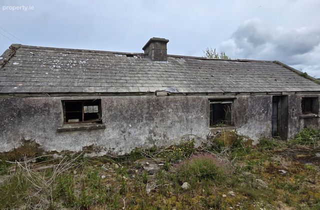Ballinleana, Carrowmore Lacken, Ballina, County Mayo, Carrowmore, Co. Mayo - Click to view photos
