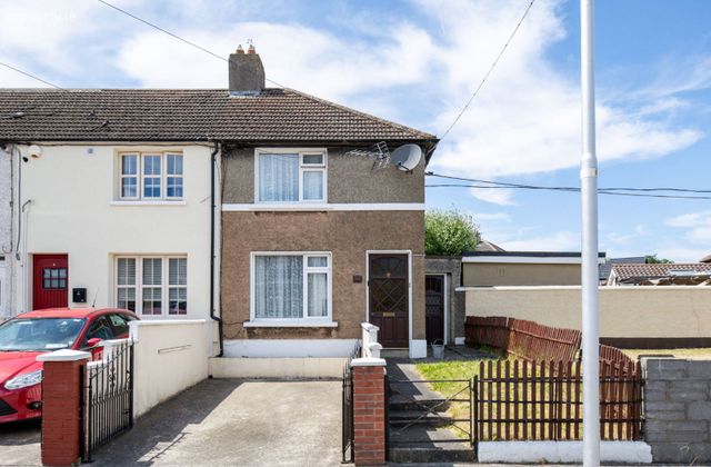 48 Durrow Road, Crumlin, Dublin 12 - Click to view photos
