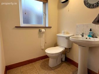 13 Carraig Midhe, Corbally, Westbury, Co. Clare - Image 5