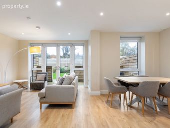 3 Bedroom, 2 Bathroom, Cherrygarth, Mount Merrion, Co. Dublin - Image 5