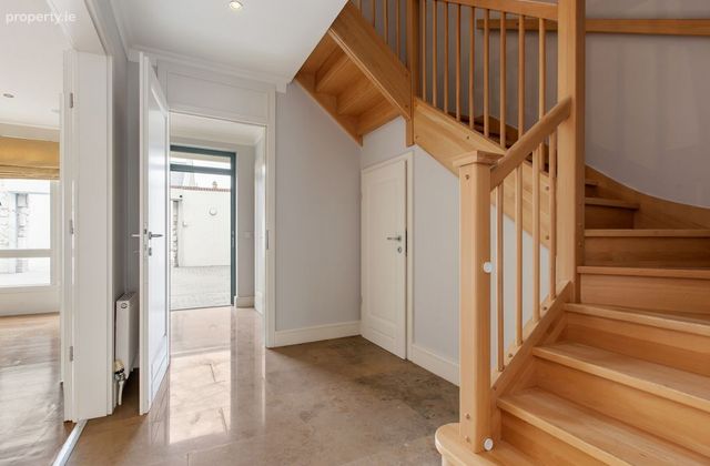 3 Castle View, Kincora Road, Clontarf, Dublin 3 - Click to view photos