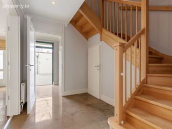 3 Castle View, Kincora Road, Clontarf, Dublin 3 - Image 2