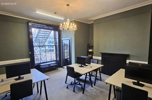 Fitzwilliam Street Upper, Dublin 2 - Click to view photos