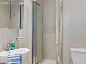 Apartment 4, Sydenham Court, Sandymount, Dublin 4 - Image 4
