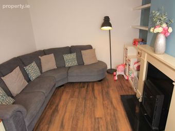 5 Glen Dara Lawn, Ard Cashel, Glanmire, Co. Cork - Image 3
