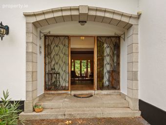 White Gables House, White Gables, Rathmichael, Dublin 18, Rathmichael, Co. Dublin - Image 3