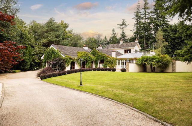 Fir Elise, Wingfield, Kilmacanogue, Co. Wicklow - Click to view photos