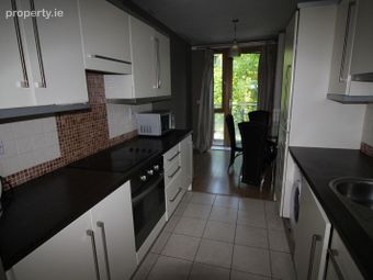 65 Academy Square, Academy Street, Navan, Co. Meath - Image 2