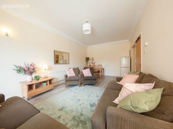 12 Barrow House, Custom House Square, Mayor Street Lower, IFSC, Dublin 1 - Image 4