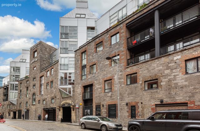 70 Smithfield Village, Bow Street, Smithfield, Dublin 7, Smithfield, Dublin 7 - Click to view photos
