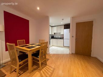 Apartment 17, Chancery Court, Christchurch, Dublin 8 - Image 4