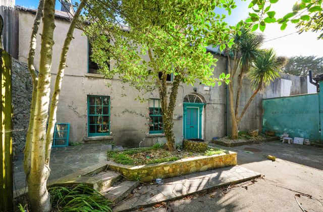 68 Main Street, Howth, Dublin 13 - Click to view photos