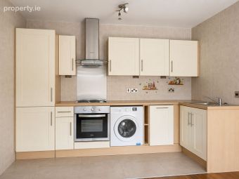 40 Hunters Hall, Hunters Place, Ballycullen, Dublin 24 - Image 5