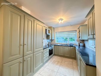 8 Prospect Court, Dublin 16, Rathfarnham, Dublin 16 - Image 4