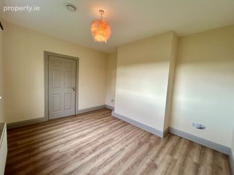 42 Breffni Crescent, Carrick-on-Shannon, Co. Leitrim - Image 4