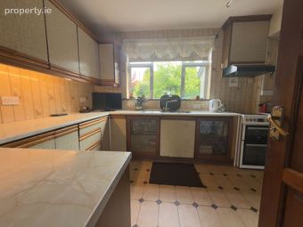 Loudres Villa, 15 Doctor Mannix Road, Salthill, Co. Galway - Image 5