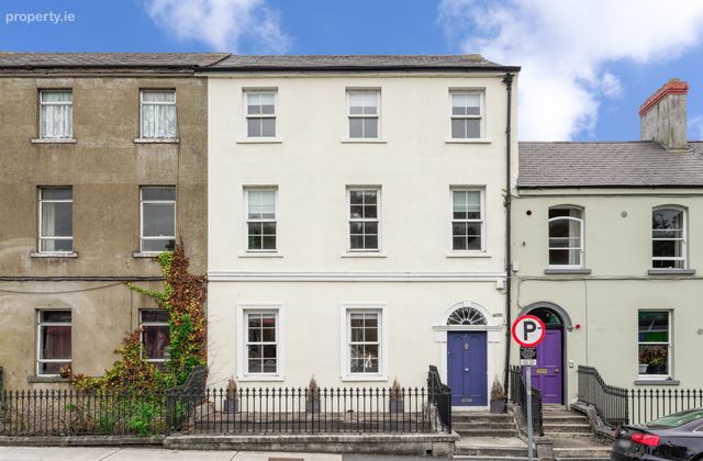 2 Academy Street, Navan, Boyerstown, Co. Meath - Click to view photos