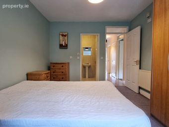 16 Beechdale Court, Ballycullen, Dublin 24 - Image 4