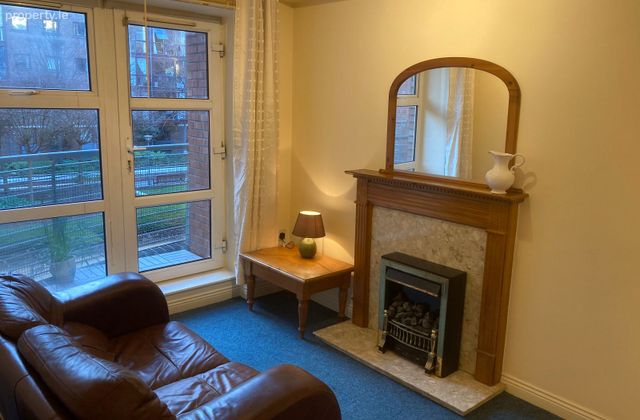 1 Bed Apartment, Block B/c,the Waterside,charlotte Quay,dublin 4, Grand Canal Dock, Dublin 4 - Click to view photos