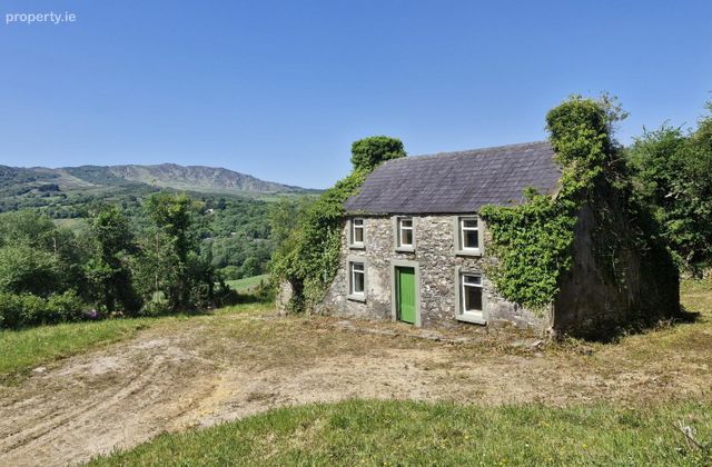 Kilbunow, Kilgarvan, Kilgarvan, Co. Kerry - Click to view photos