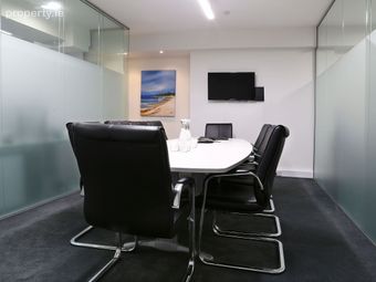 Upper Pembroke Street, Dublin 2 - Image 2