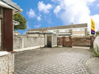 44 Coultry Gardens, Ballymun, Dublin 9, Ballymun, Dublin 9 - Image 2