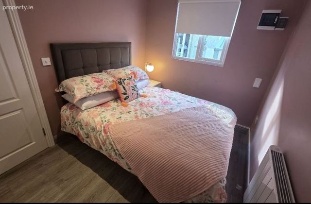 Blackditch Rd, Cherry Orchard, Dublin 22 - Click to view photos