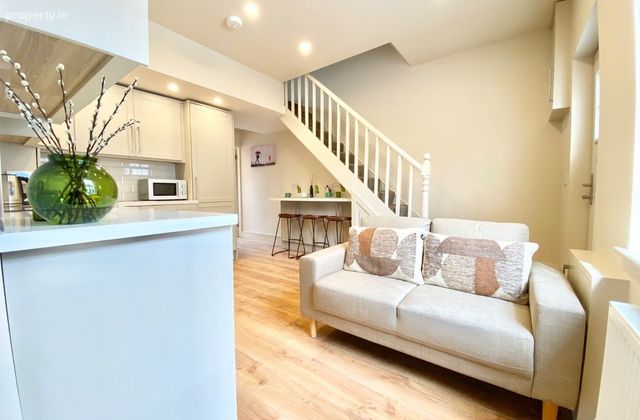 Shannon Terrace, Dublin 8, Kilmainham, Dublin 8 - Click to view photos