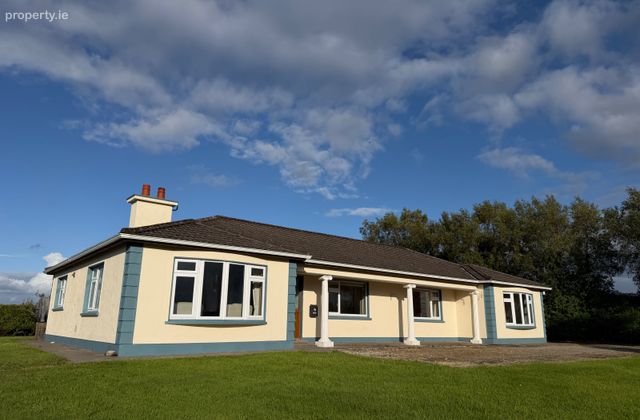 Errew, Castlehill, Ballina, Co. Mayo, Castlehill, Co. Mayo - Click to view photos