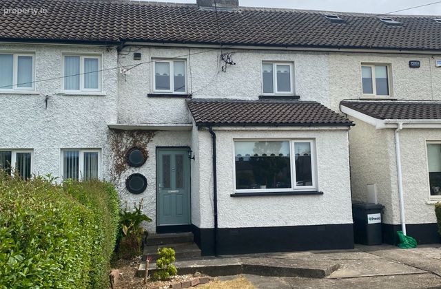 61 Castlebyrne Park, Blackrock, Blackrock, Co. Dublin - Click to view photos