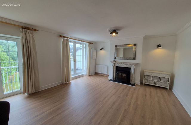 The Swift, Tassaggard Green, Saggart, Co. Dublin - Click to view photos