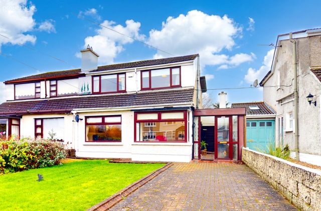 4 Fernhill Road, Manor Estate, Terenure, Co. Dublin, Terenure, Dublin 12 - Click to view photos