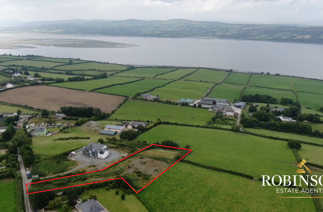 Ballylawn, Manorcunningham, Co. Donegal - Click to view photos