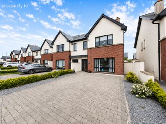 6a Meadow Walk, Castle Heights, Kilmoney, Carrigaline, Co. Cork - Image 2