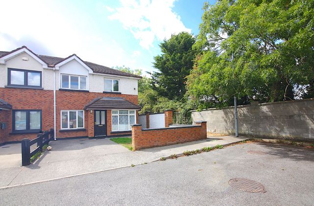 27 The Lawn, Willow Park, Carlow Town, Co. Carlow - Click to view photos