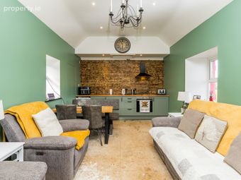 Bramble Gate Cottage, Leitrim, Frenchpark, Co Roscommon, Frenchpark, Co. Roscommon - Image 2