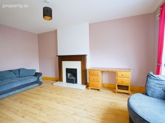 35 Leaca Ard, Abbeylands, Ferrybank, Co. Waterford - Image 3
