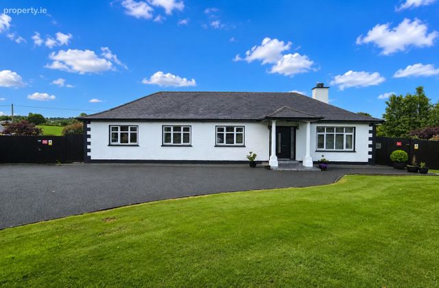 Woodlands, Smarmore, Ardee, Co. Louth - Click to view photos