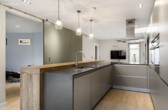 44 Malone Gardens, Bath Avenue, Sandymount, Dublin 4, Co. Dublin, Sandymount, Dublin 4 - Click to view photos