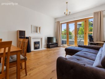 39 Garrison Mews, Willow Avenue, Cabinteely, Dublin 18, Cabinteely, Dublin 18 - Image 4