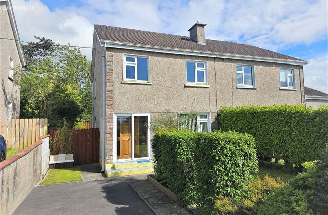 23 Yeats Heights, Ballinode, Co. Sligo - Click to view photos