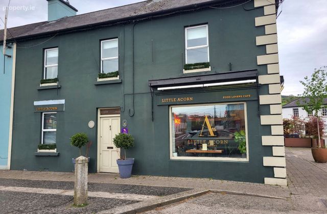 Market Square, Baltinglass, Co. Wicklow - Click to view photos